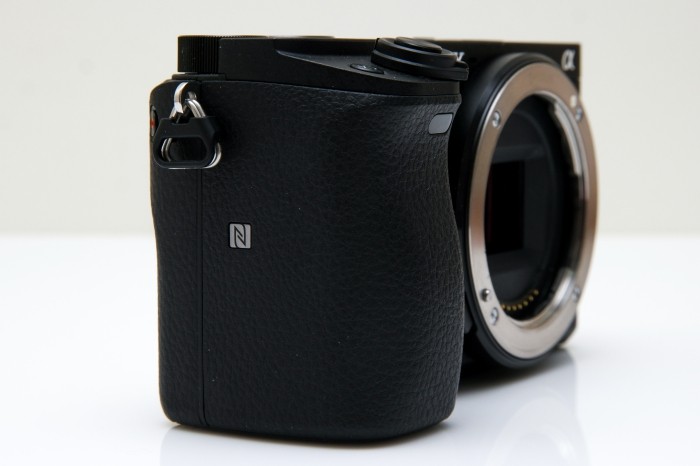 Sony α6300 单眼相机,世界最快 0.05 秒对焦、