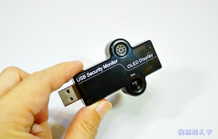 可偵測 QC 2.0 的「AnJie xp」USB電壓電流檢測器