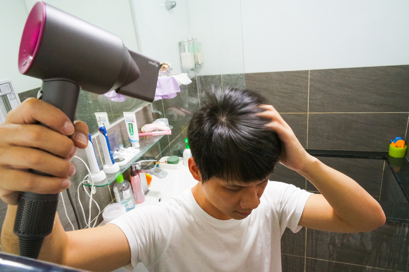 Dyson Supersonic™ 吹風機簡易開箱及使用心得，值得買嗎？