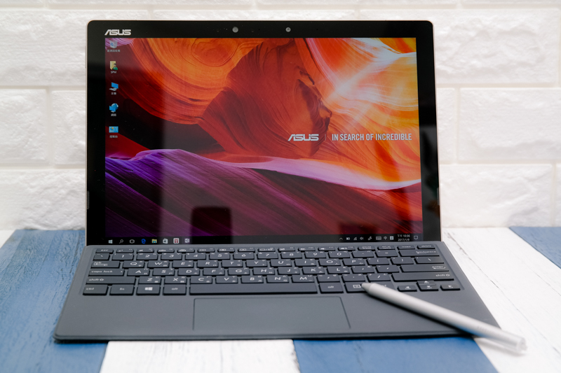 ASUS Transformer 3 Pro 變形筆電開箱，搭配各種週邊設備讓輕薄筆電擁有更多運用方式