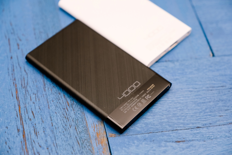 ASUS ZenPower Slim 行動電源開箱，輕薄好攜帶，六大安全防護技術更安心