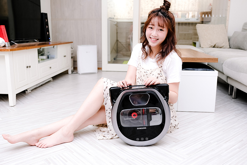 Samsung POWERbot 新一代極勁氣旋機器人（Wi-Fi 版）開箱，超強吸力、邊角照樣清潔乾淨