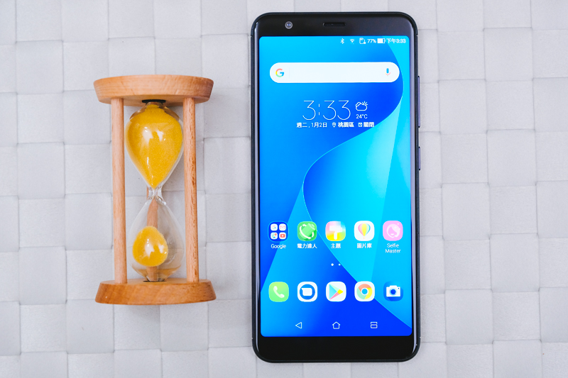 ASUS ZenFone Max Plus（M1）開箱，5.7 吋 18:9 全螢幕電力怪獸、超強續航、三卡三鏡頭