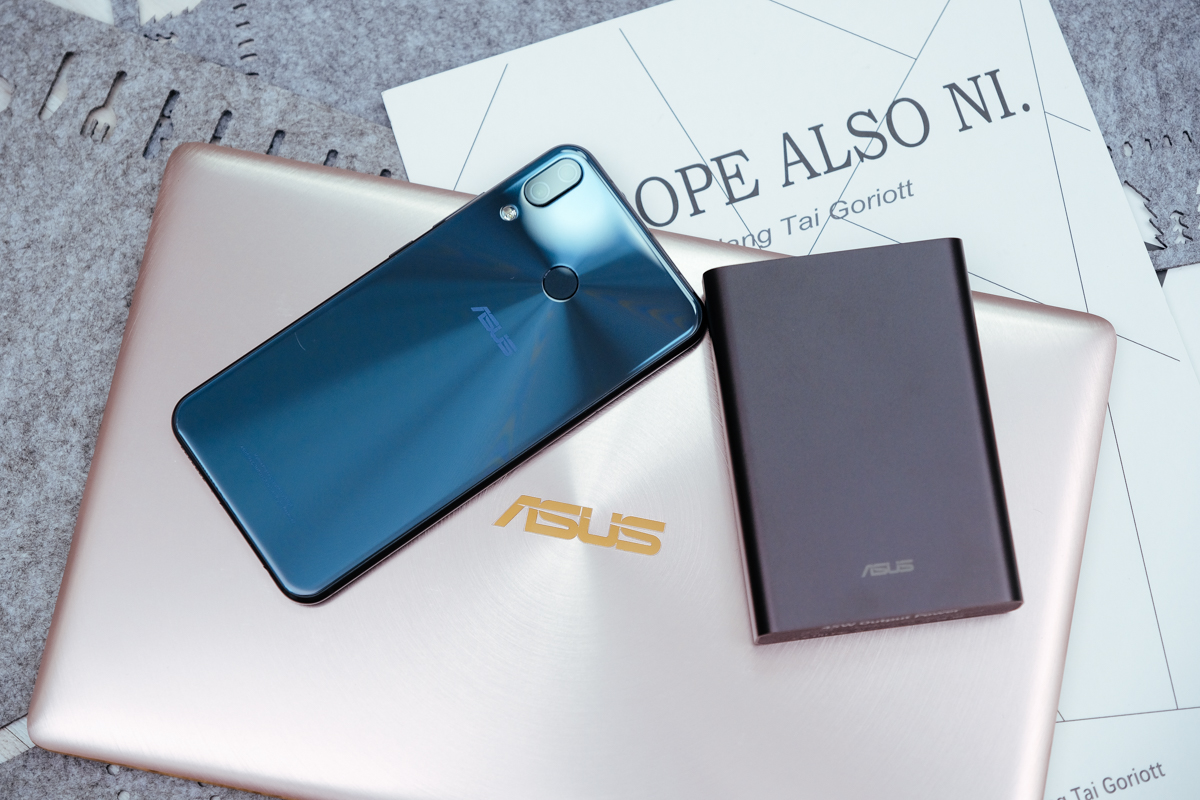 ASUS ZenPower Pro (PD) 行動電源開箱，輕巧快充還支援筆電，出門一顆搞定