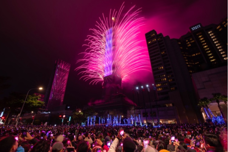 2021 跨年晚會懶人包：線上直播、藝人卡司、活動內容資訊