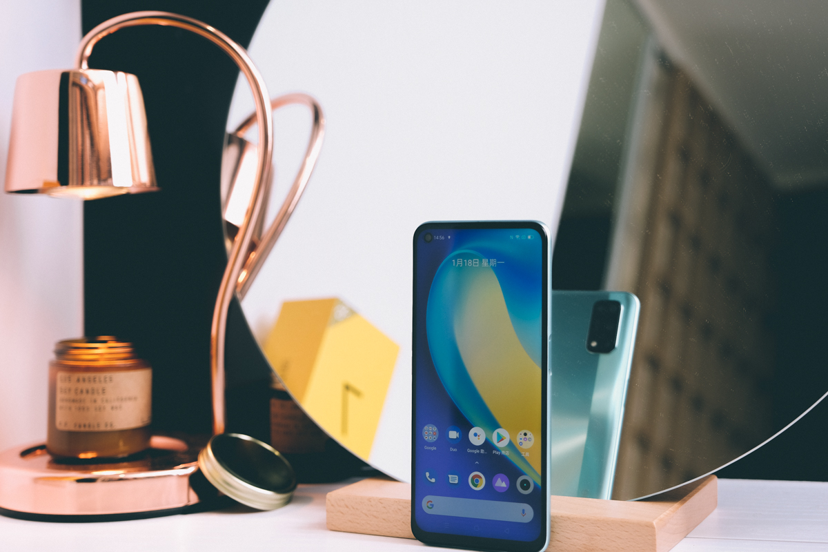 萬元有找！realme 7 5G 智慧型手機開箱，支援 5G 雙卡雙待、搭配 4+1 顆鏡頭