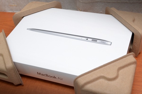 《開箱文》2012升級款的MacBook Air，外觀不變、規格升級