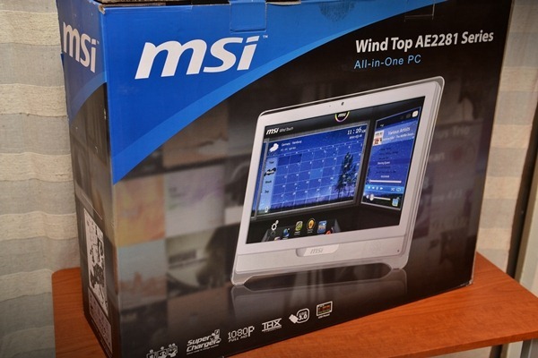 《開箱文》MSI Wind Top AE2281G，AIO 觸控螢幕電腦，用在 Win 8 上最適合