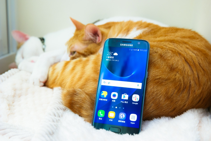 超乎 7 待的 Samsung Galaxy S7 開箱，F1.7 超大光圈、Dual Pixel 單眼級對焦技術、IP68 防水防塵